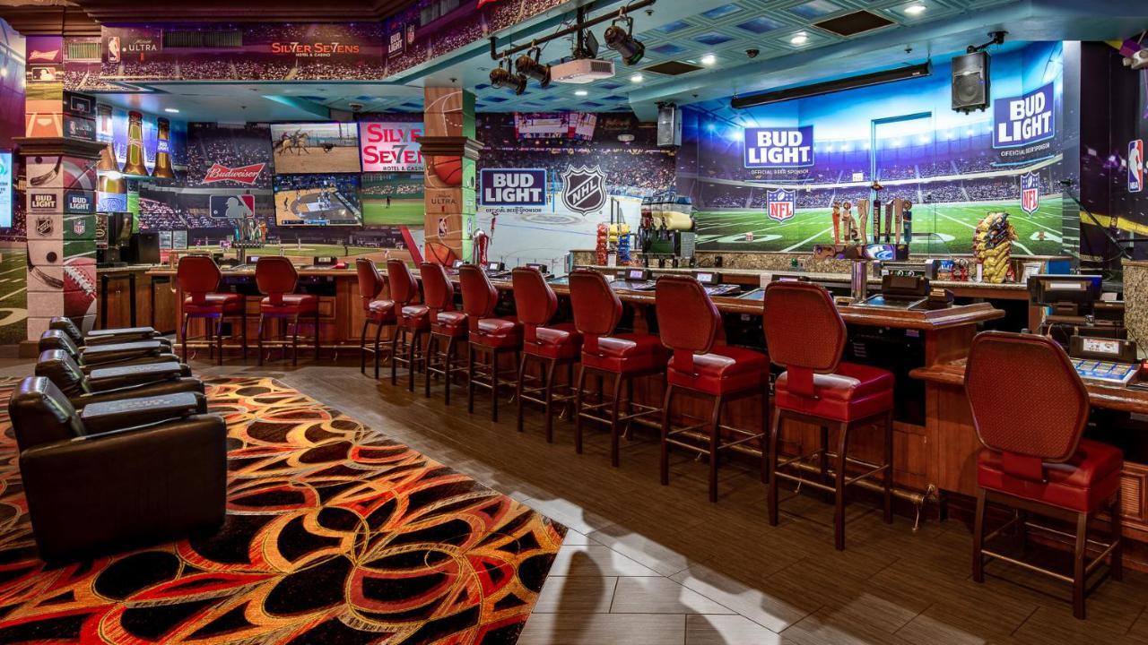 Hotel Silver Sevens & Casino